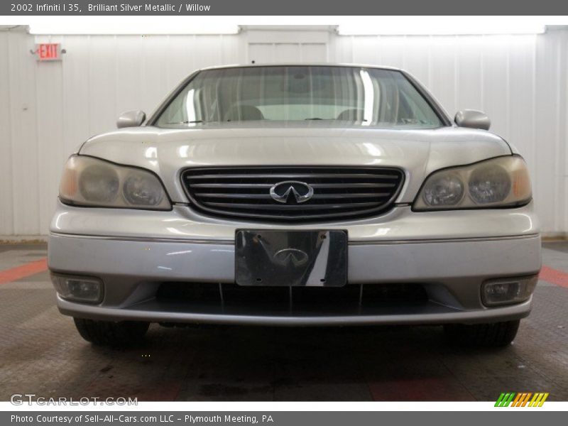 Brilliant Silver Metallic / Willow 2002 Infiniti I 35