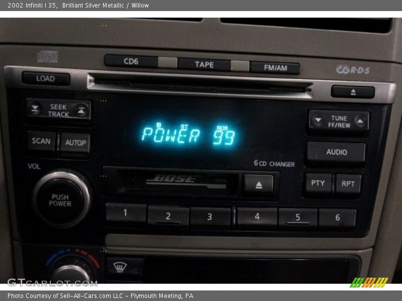 Brilliant Silver Metallic / Willow 2002 Infiniti I 35