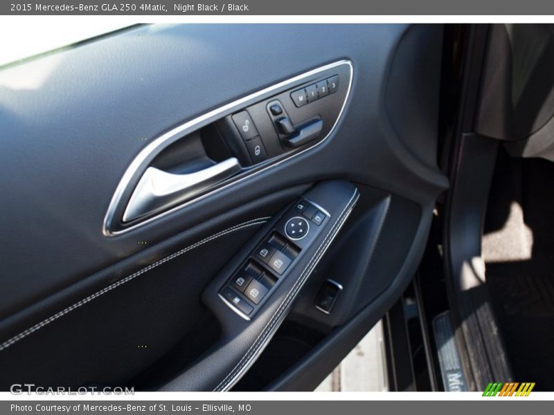 Night Black / Black 2015 Mercedes-Benz GLA 250 4Matic