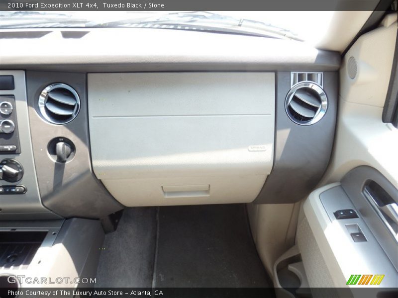 Tuxedo Black / Stone 2010 Ford Expedition XLT 4x4