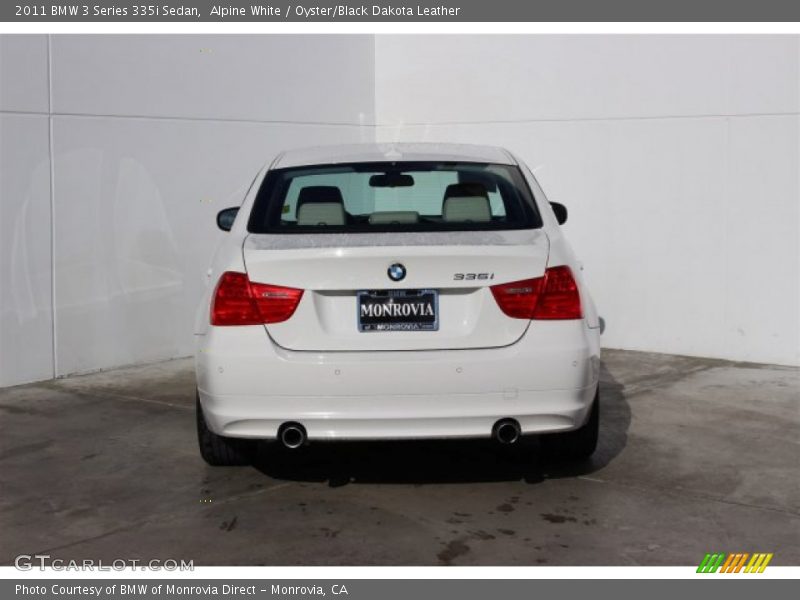 Alpine White / Oyster/Black Dakota Leather 2011 BMW 3 Series 335i Sedan