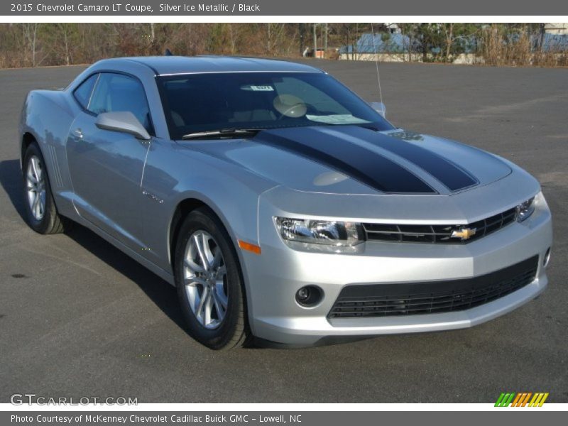 Front 3/4 View of 2015 Camaro LT Coupe