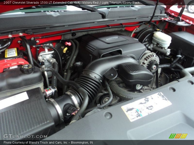 Victory Red / Light Titanium/Ebony Black 2007 Chevrolet Silverado 1500 LT Extended Cab 4x4