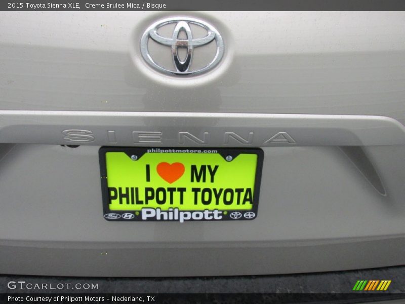 Creme Brulee Mica / Bisque 2015 Toyota Sienna XLE