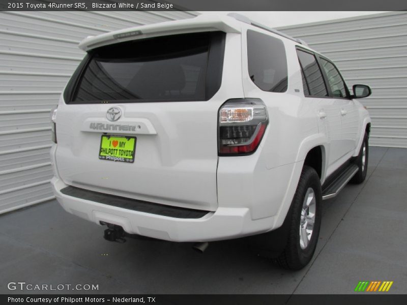 Blizzard White / Sand Beige 2015 Toyota 4Runner SR5