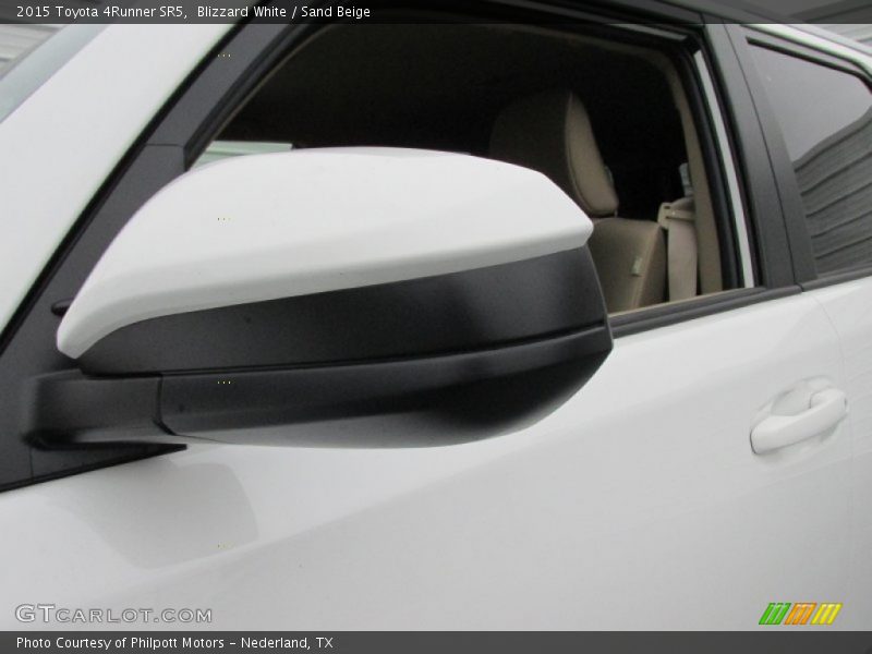 Blizzard White / Sand Beige 2015 Toyota 4Runner SR5