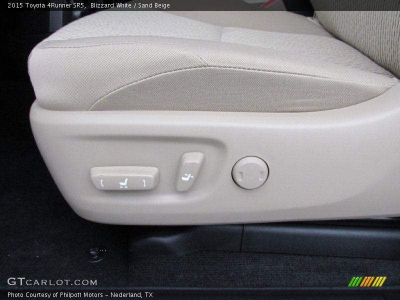 Blizzard White / Sand Beige 2015 Toyota 4Runner SR5
