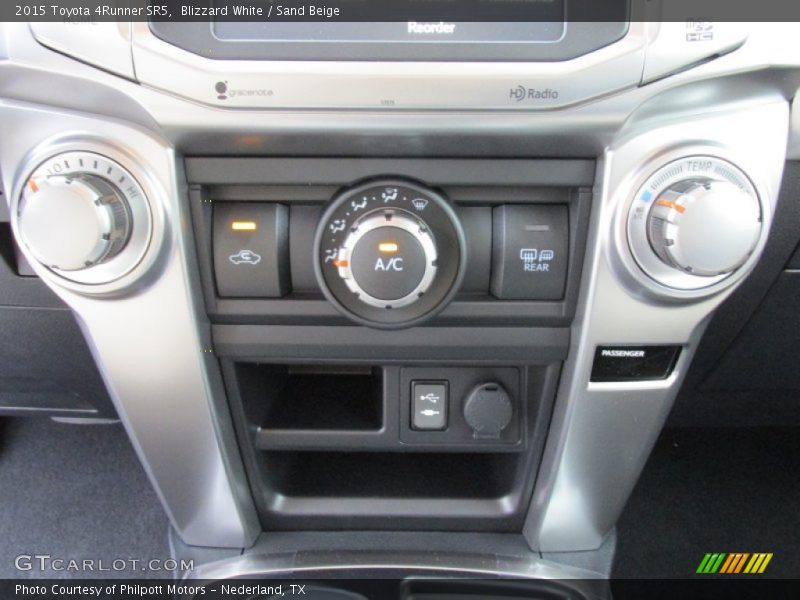 Blizzard White / Sand Beige 2015 Toyota 4Runner SR5