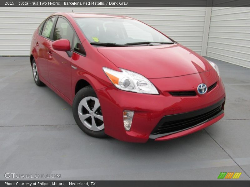 Front 3/4 View of 2015 Prius Two Hybrid