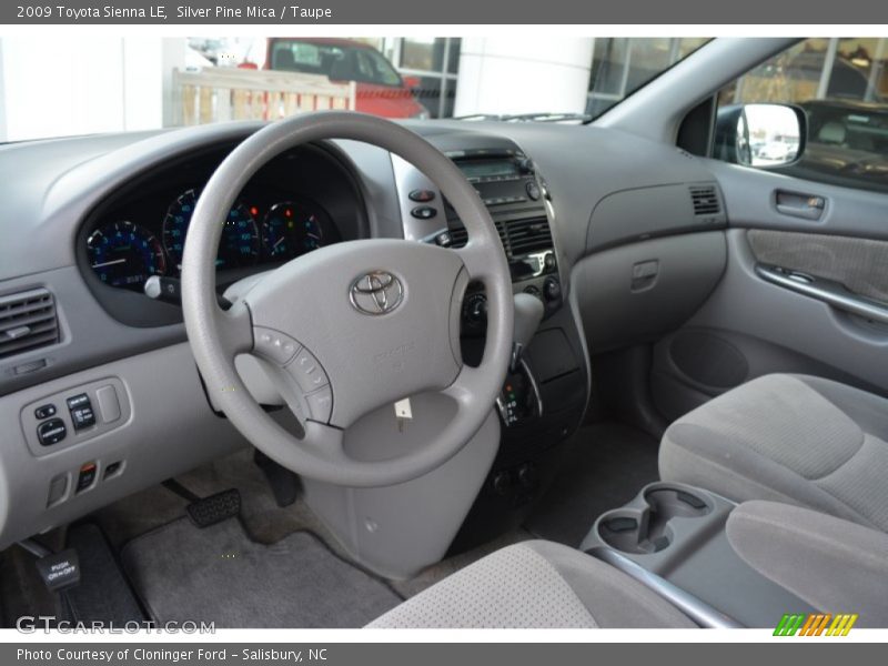Silver Pine Mica / Taupe 2009 Toyota Sienna LE