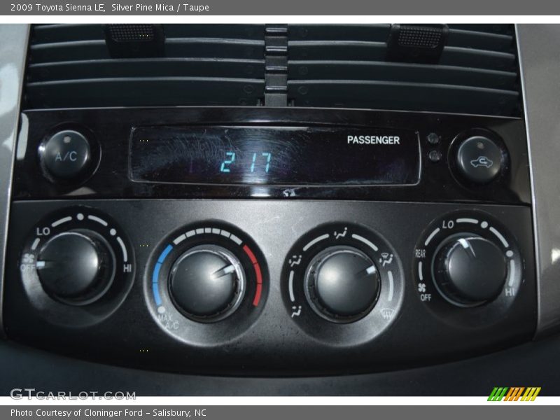 Silver Pine Mica / Taupe 2009 Toyota Sienna LE
