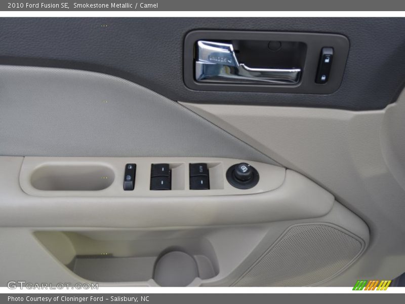 Smokestone Metallic / Camel 2010 Ford Fusion SE