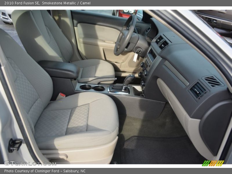 Smokestone Metallic / Camel 2010 Ford Fusion SE