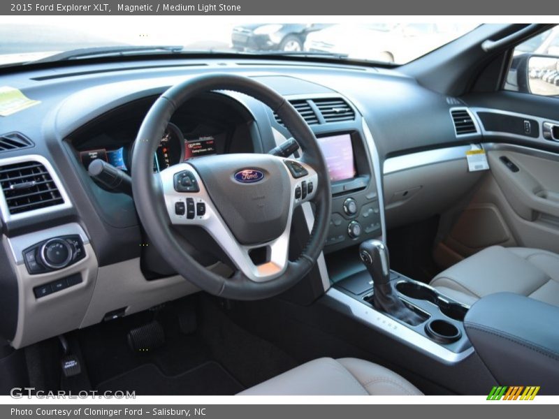 Magnetic / Medium Light Stone 2015 Ford Explorer XLT
