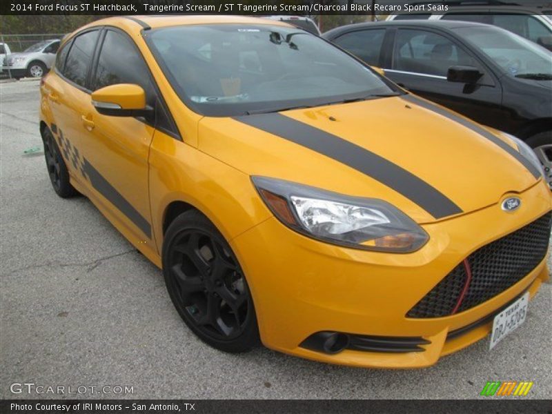 Tangerine Scream / ST Tangerine Scream/Charcoal Black Recaro Sport Seats 2014 Ford Focus ST Hatchback