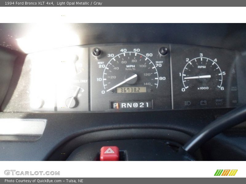 Light Opal Metallic / Gray 1994 Ford Bronco XLT 4x4
