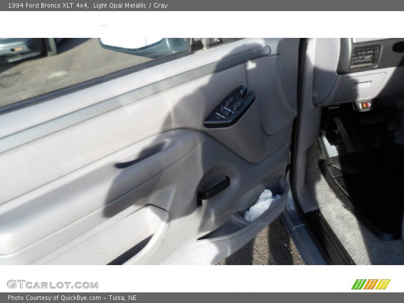 Light Opal Metallic / Gray 1994 Ford Bronco XLT 4x4