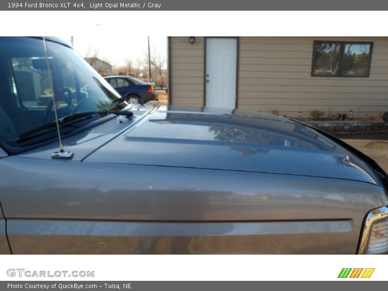 Light Opal Metallic / Gray 1994 Ford Bronco XLT 4x4