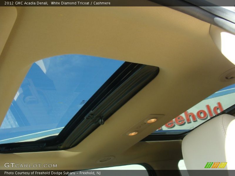 White Diamond Tricoat / Cashmere 2012 GMC Acadia Denali