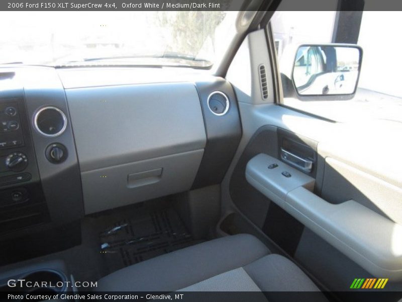 Oxford White / Medium/Dark Flint 2006 Ford F150 XLT SuperCrew 4x4