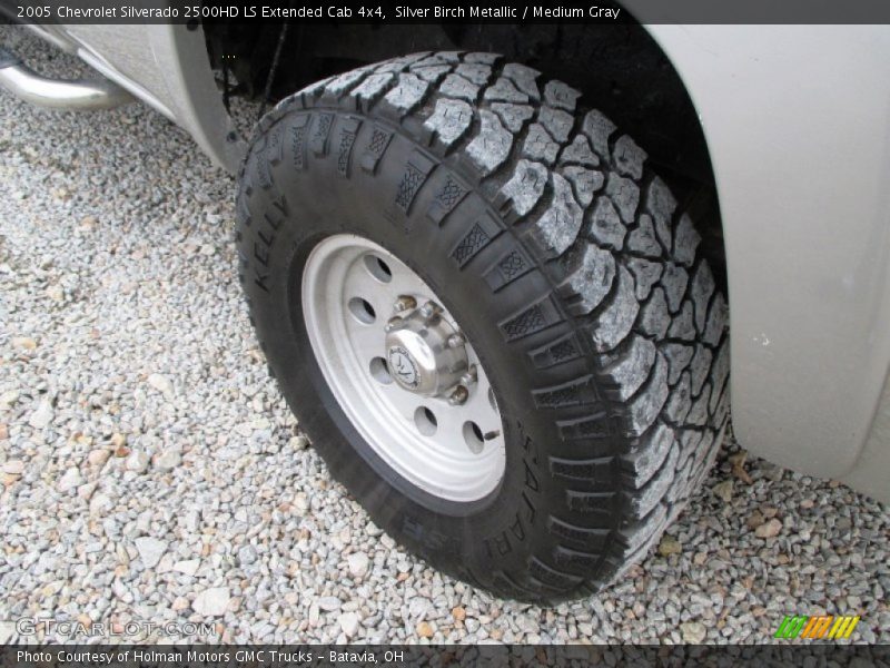 Silver Birch Metallic / Medium Gray 2005 Chevrolet Silverado 2500HD LS Extended Cab 4x4