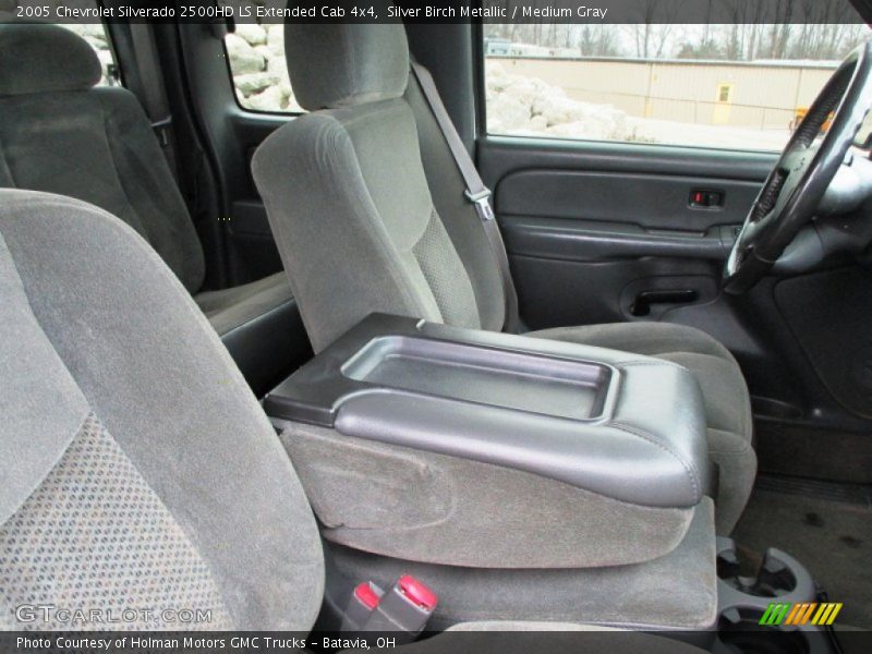 Silver Birch Metallic / Medium Gray 2005 Chevrolet Silverado 2500HD LS Extended Cab 4x4