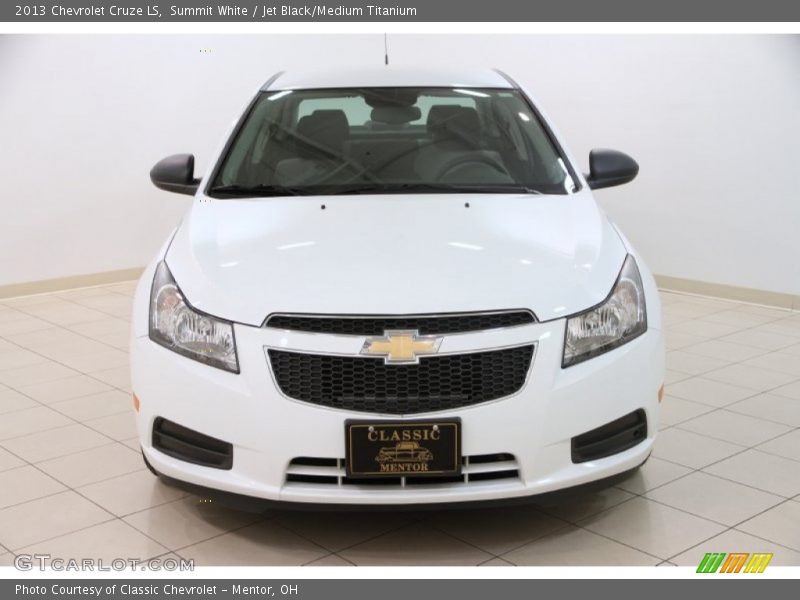 Summit White / Jet Black/Medium Titanium 2013 Chevrolet Cruze LS