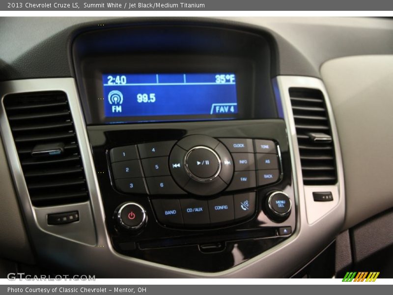 Summit White / Jet Black/Medium Titanium 2013 Chevrolet Cruze LS