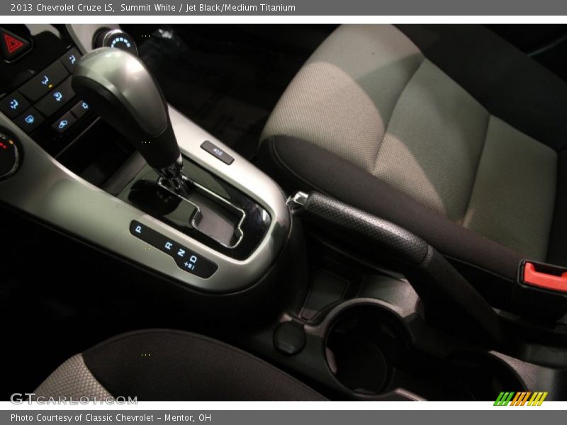 Summit White / Jet Black/Medium Titanium 2013 Chevrolet Cruze LS
