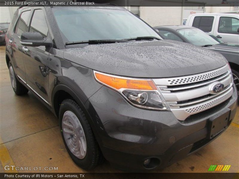 Magnetic / Charcoal Black 2015 Ford Explorer XLT