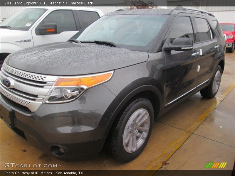 Magnetic / Charcoal Black 2015 Ford Explorer XLT