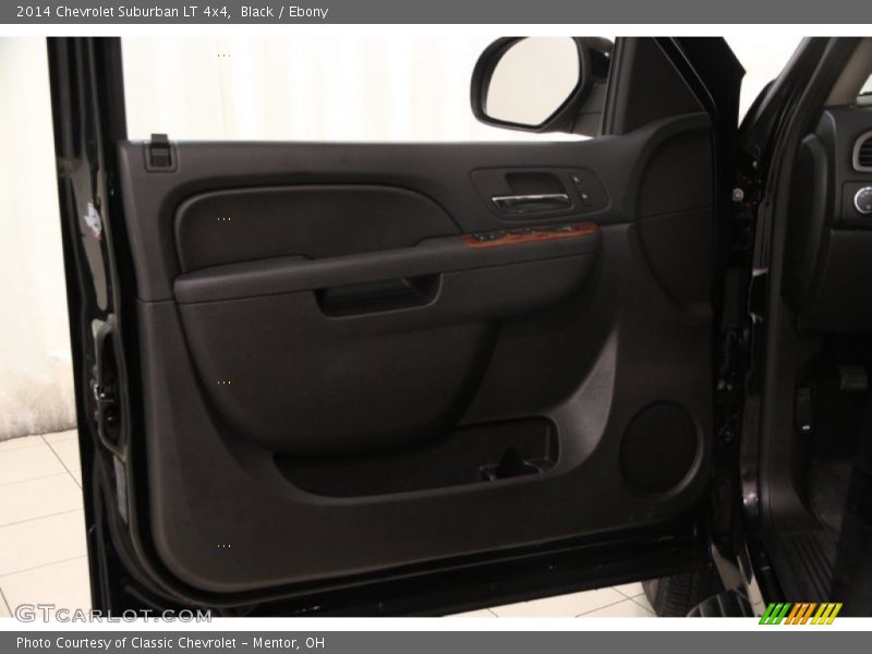 Black / Ebony 2014 Chevrolet Suburban LT 4x4