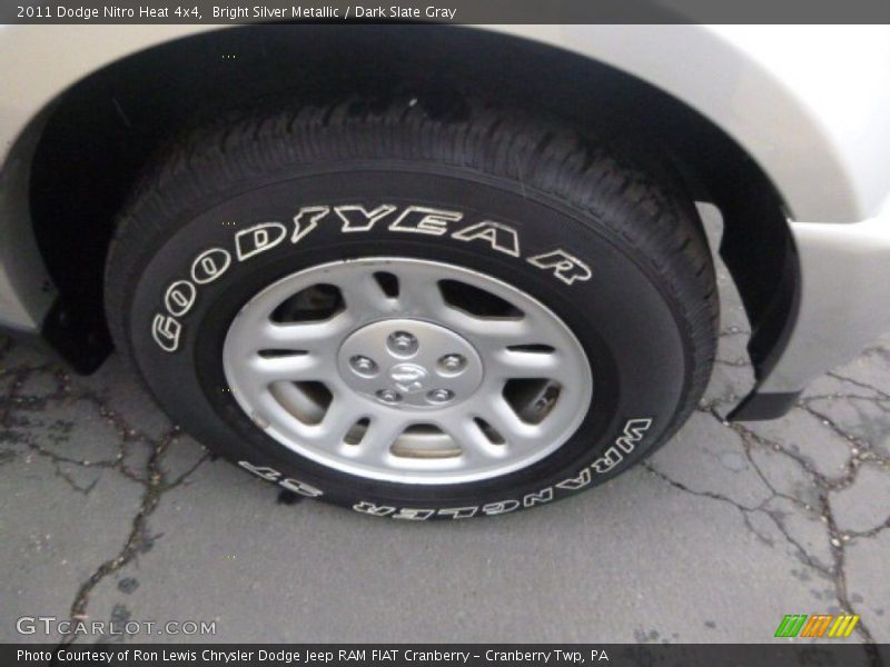 Bright Silver Metallic / Dark Slate Gray 2011 Dodge Nitro Heat 4x4