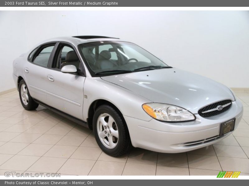 Silver Frost Metallic / Medium Graphite 2003 Ford Taurus SES