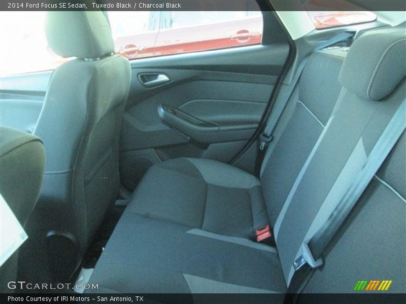 Tuxedo Black / Charcoal Black 2014 Ford Focus SE Sedan