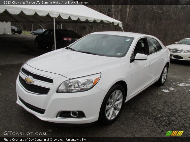 Front 3/4 View of 2013 Malibu LT