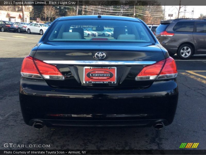 Black / Light Gray 2011 Toyota Avalon Limited