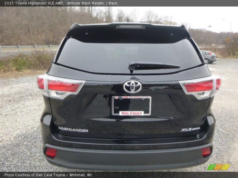 Attitude Black Metallic / Black 2015 Toyota Highlander XLE AWD