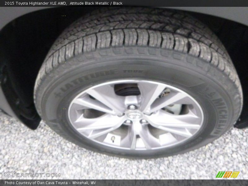 Attitude Black Metallic / Black 2015 Toyota Highlander XLE AWD