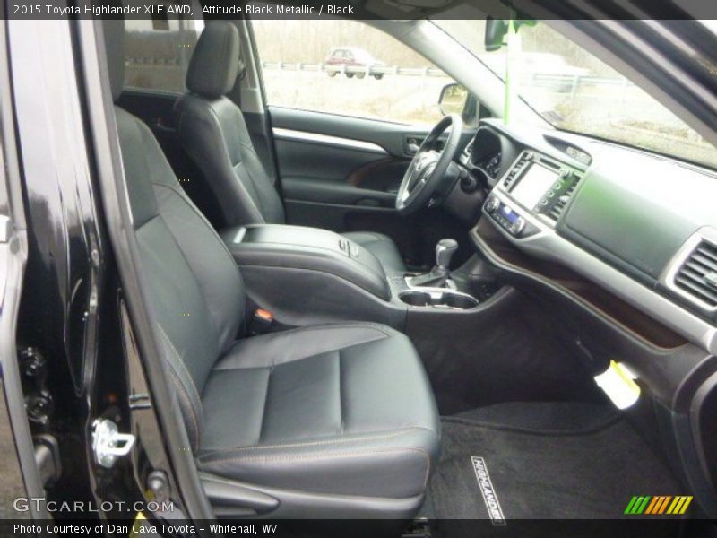 Attitude Black Metallic / Black 2015 Toyota Highlander XLE AWD