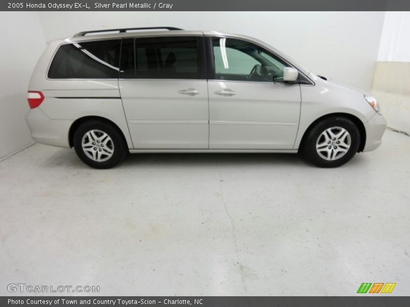 Silver Pearl Metallic / Gray 2005 Honda Odyssey EX-L