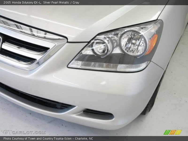 Silver Pearl Metallic / Gray 2005 Honda Odyssey EX-L