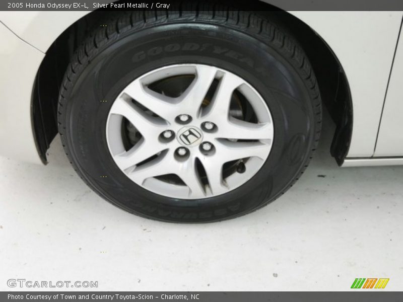 Silver Pearl Metallic / Gray 2005 Honda Odyssey EX-L