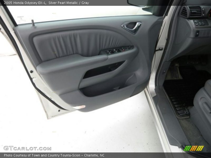Silver Pearl Metallic / Gray 2005 Honda Odyssey EX-L