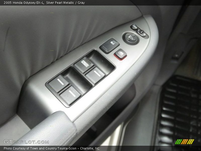 Silver Pearl Metallic / Gray 2005 Honda Odyssey EX-L