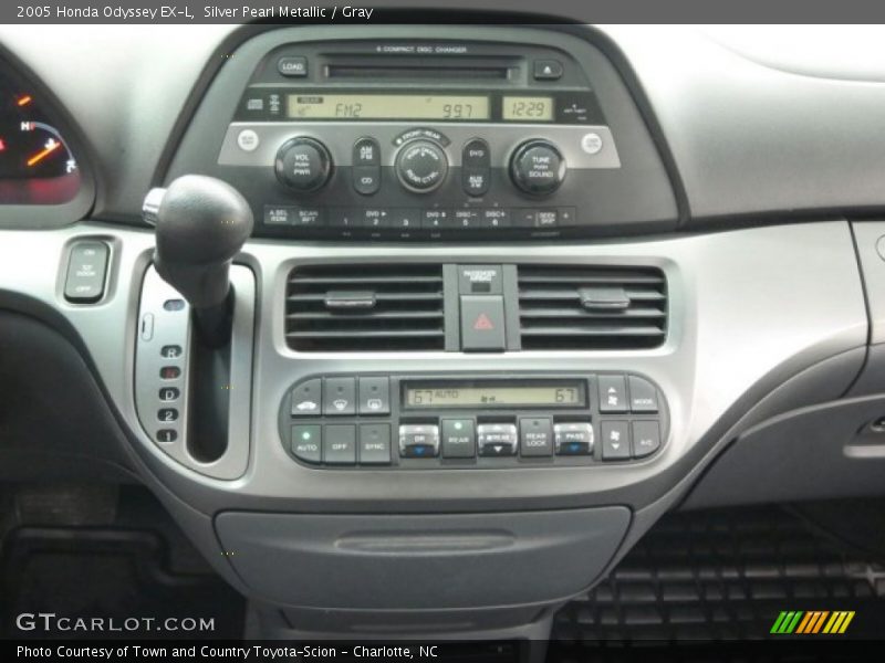 Silver Pearl Metallic / Gray 2005 Honda Odyssey EX-L