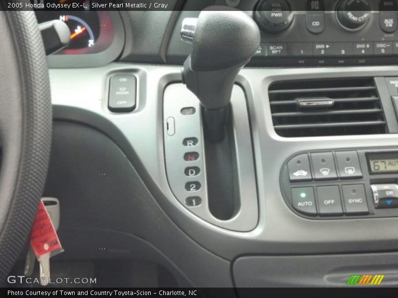 Silver Pearl Metallic / Gray 2005 Honda Odyssey EX-L