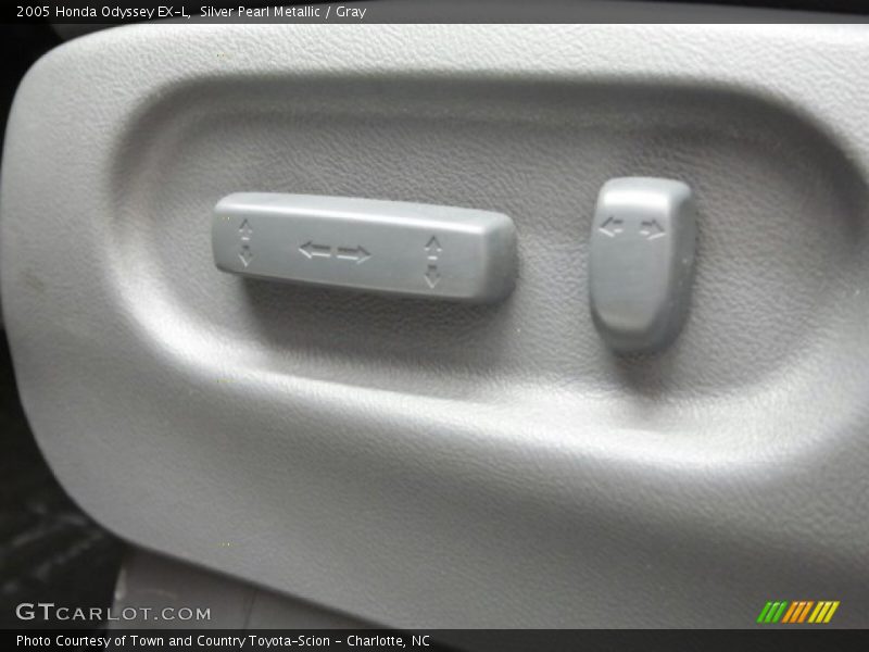 Silver Pearl Metallic / Gray 2005 Honda Odyssey EX-L