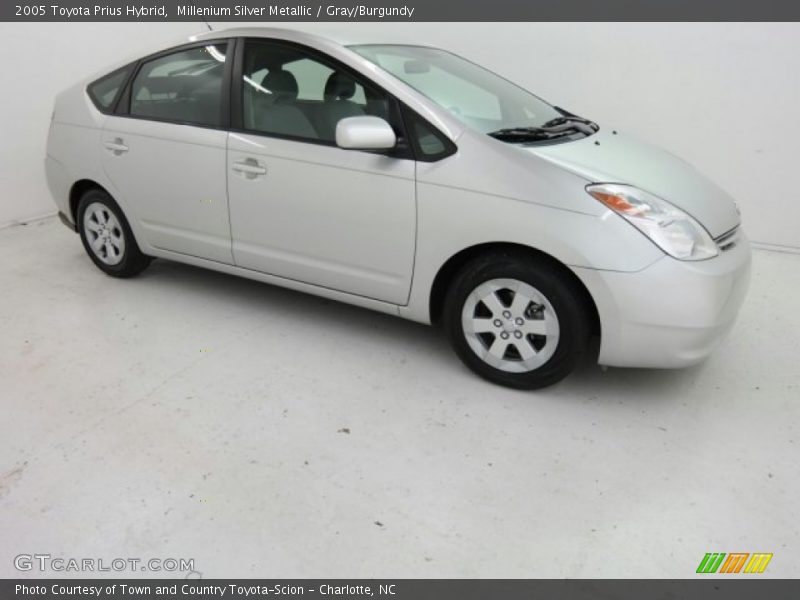 Millenium Silver Metallic / Gray/Burgundy 2005 Toyota Prius Hybrid