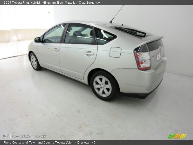 Millenium Silver Metallic / Gray/Burgundy 2005 Toyota Prius Hybrid